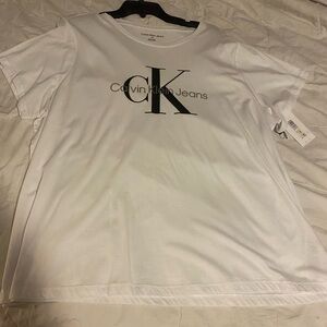 Ladies 2x Calvin Klein shirt